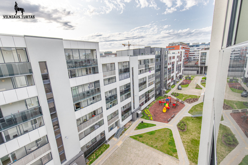 Parduodamas butas Daugėliškio g., Šnipiškės, Vilniaus m., Vilniaus m. sav., 67.06 m2 ploto, 3 kambariai 4