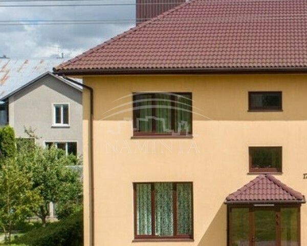 Parduodamas namas Liepojos g., Miško, Klaipėdos m., Klaipėdos m. sav., 270 m2 ploto, 2 aukštai 10
