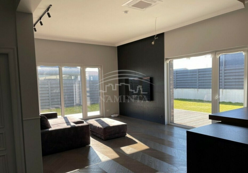 Parduodamas namas Slengių k., Klaipėdos r. sav., 105 m2 ploto, 1 aukštai 4