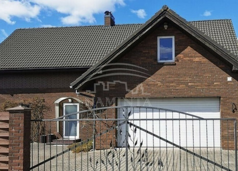 Parduodamas namas Slengių k., Klaipėdos r. sav., 193 m2 ploto, 2 aukštai