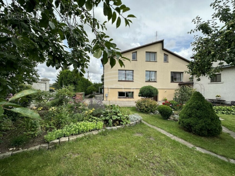 Parduodamas namas Kretingos m., Kretingos r. sav., 170 m2 ploto, 3 aukštai 1