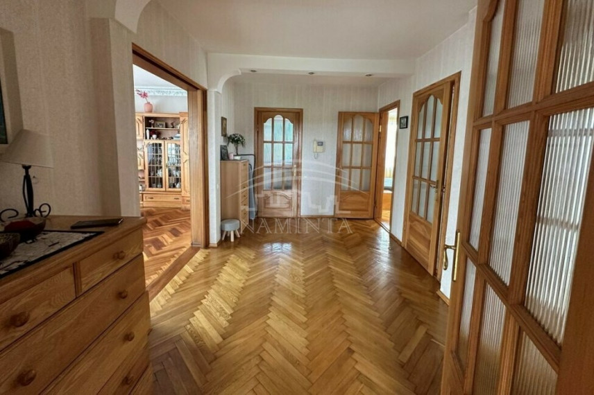 Parduodamas namas Kretingos m., Kretingos r. sav., 170 m2 ploto, 3 aukštai 4