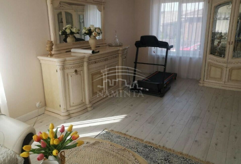 Parduodamas namas J. Basanavičiaus g., Gargždų m., Klaipėdos r. sav., 170 m2 ploto, 2 aukštai 4