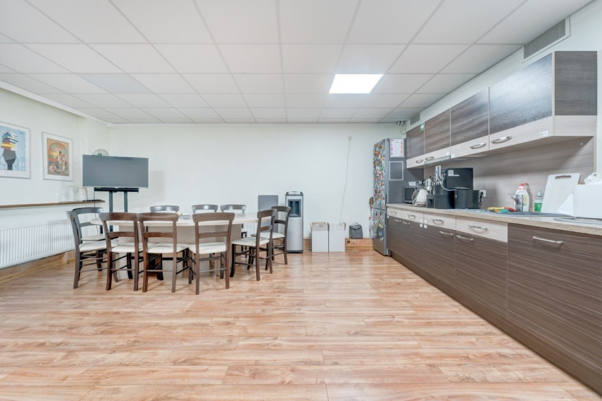 Nuomojamos administracinės, paslaugų, prekybos patalpos Žirnių g., Naujininkai, Vilniaus m., Vilniaus m. sav., 404 m2 ploto 4