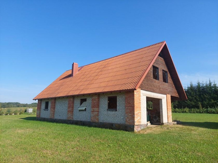 Parduodamas namas Šeimyniškių k., Utenos r. sav., 150.00 m² ploto 2 kambariai 16