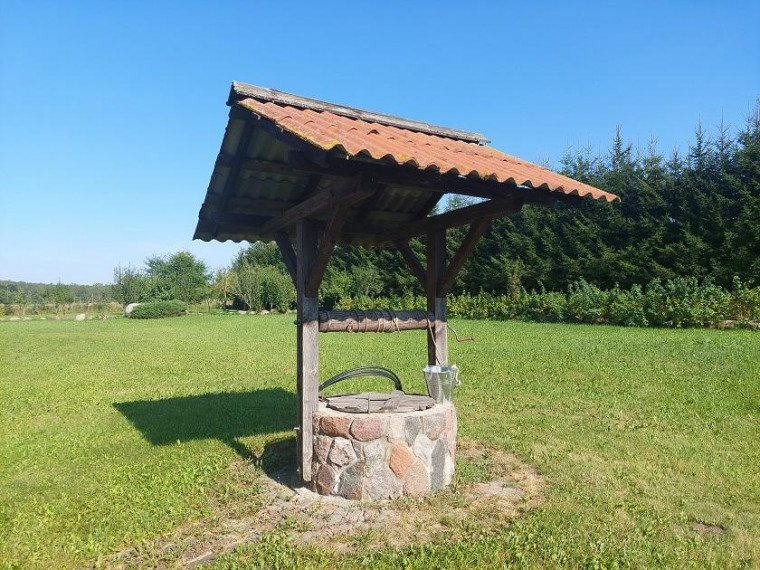 Parduodamas namas Šeimyniškių k., Utenos r. sav., 150.00 m² ploto 2 kambariai 17