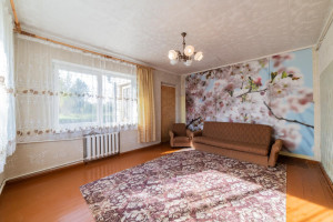 Parduodamas namas Alyvų g., Karklėnų mstl., Kelmės r. sav., 70.40 m² ploto 3 kambariai 3