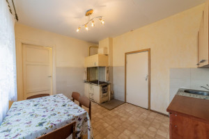 Parduodamas namas Alyvų g., Karklėnų mstl., Kelmės r. sav., 70.40 m² ploto 3 kambariai 8