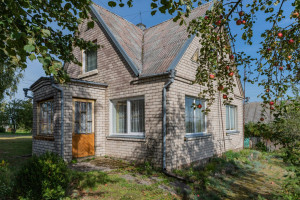 Parduodamas namas Alyvų g., Karklėnų mstl., Kelmės r. sav., 70.40 m² ploto 3 kambariai 18