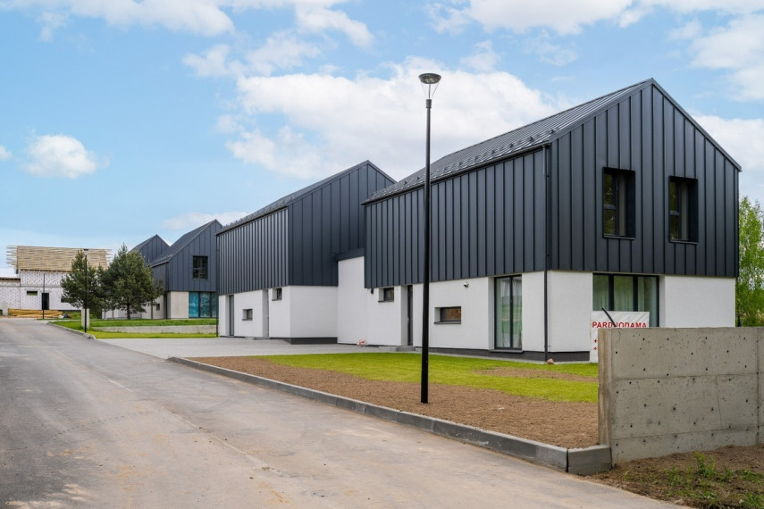 Parduodamas namas Didžiasalio g., Pakalniškių k., Vilniaus r. sav., 142.36 m2 ploto, 2 aukštai 4