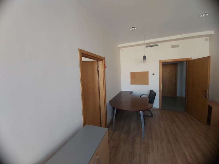 Nuomojamos patalpos Konstitucijos pr., Šnipiškėse, Vilniuje, 40 kv.m ploto 6