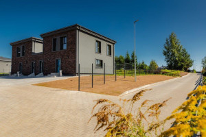 Parduodamas mūrinis 2 aukštų namas Vilniaus r. Arti miesto - tarp Pilaitės ir Zujūnų. 15