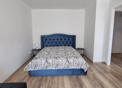 Trumpalaikė buto nuoma Vilniaus g., Centras, Šiaulių m., Šiaulių m. sav., 30.00 m² ploto 1 kambarys
