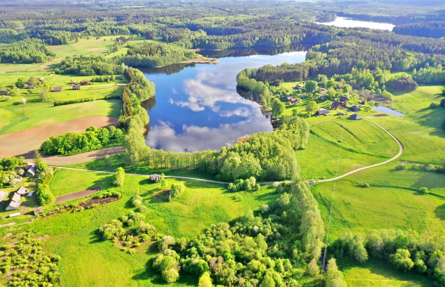 Parduodamas sklypas Maksiūnų k., Ignalinos r. sav., 147.00 a ploto 2