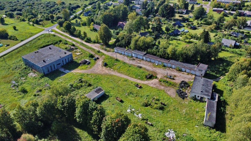 Parduodamos administracinės, gamybinės, kitos paskirties, sandėliavimo patalpos Jonuškų g., Kaniūkų k., Ignalinos r. sav., 1073.15 m2 ploto 24