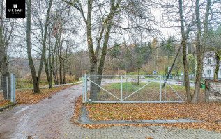 Nuomojamas visas pastatas Naujojoje Vilnioje 25