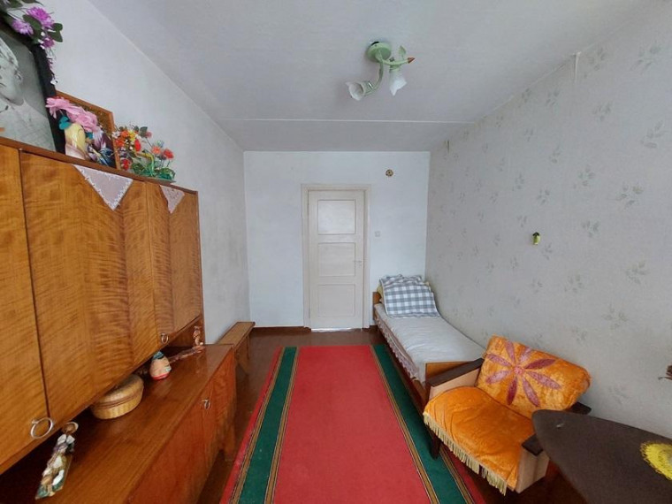 Parduodamas butas Ažuožerių k., Anykščių r. sav., 90.00 m² ploto 4 kambariai 10