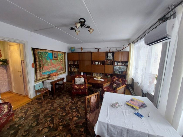 Parduodamas butas Ažuožerių k., Anykščių r. sav., 90.00 m² ploto 4 kambariai 1