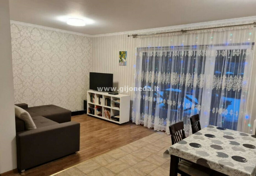 Parduodamas namas Vaivorykštės g., Gindulių k., Klaipėdos r. sav., 130 m2 ploto, 2 aukštai 4