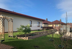 Parduodamas namas Slengių k., Klaipėdos r. sav., 163 m2 ploto, 1 aukštai 2