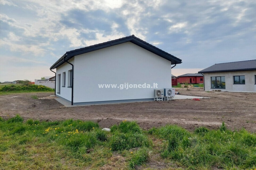 Parduodamas namas Klemiškės II k., Klaipėdos r. sav., 80 m2 ploto, 1 aukštai 2