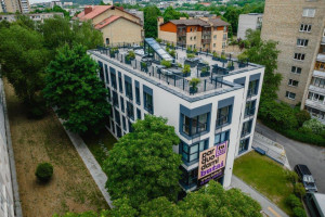Parduodamas butas per 2 aukštus Tuskulėnų g., Žirmūnuose, Vilniuje. 13
