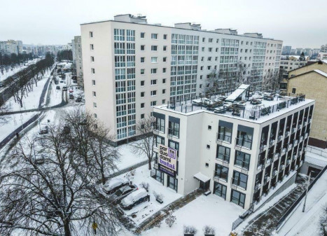 Parduodamas butas per 2 aukštus Tuskulėnų g., Žirmūnuose, Vilniuje.
