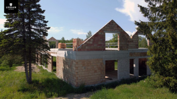PARDUODAMAS NEBAIGTAS STATYTI VIEŠBUTIS TRAKUOSE 2