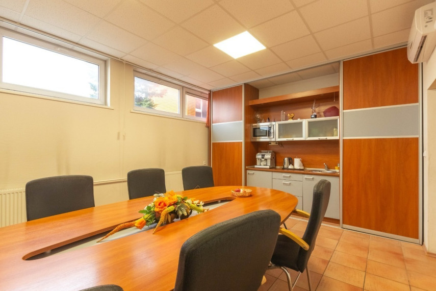 Nuomojamos administracinės, sandėliavimo patalpos Lazdijų g., Aleksotas, Kauno m., Kauno m. sav., 130 m2 ploto 9