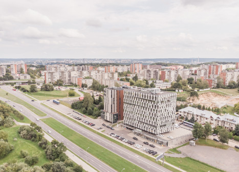 Nuomojamos patalpos Mėnulio g., Karoliniškėse, Vilniuje, 108.54 kv.m ploto