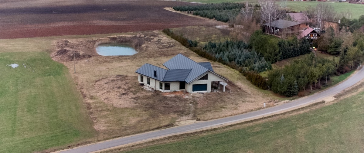 Parduodamas namas Rytmečio g., Butkūnų k., Alytaus r. sav., 296.34 m2 ploto, 1 aukštai 23