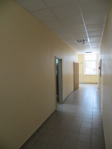 Nuomojamos įvairios paskirties patalpos  Utenoje, Užpalių g. nuo 20 kv.m. ploto 14