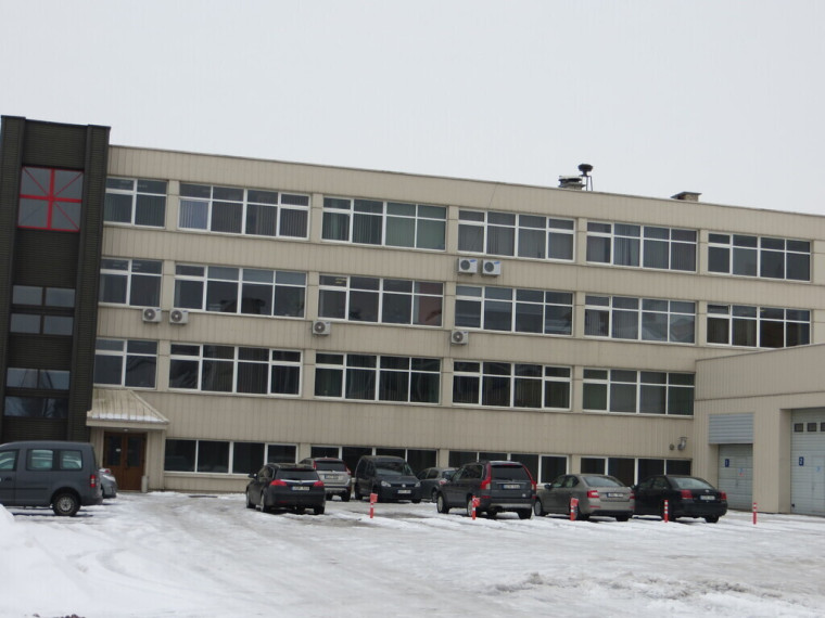 Nuomojamos įvairios paskirties patalpos  Utenoje, Užpalių g. nuo 20 kv.m. ploto 15