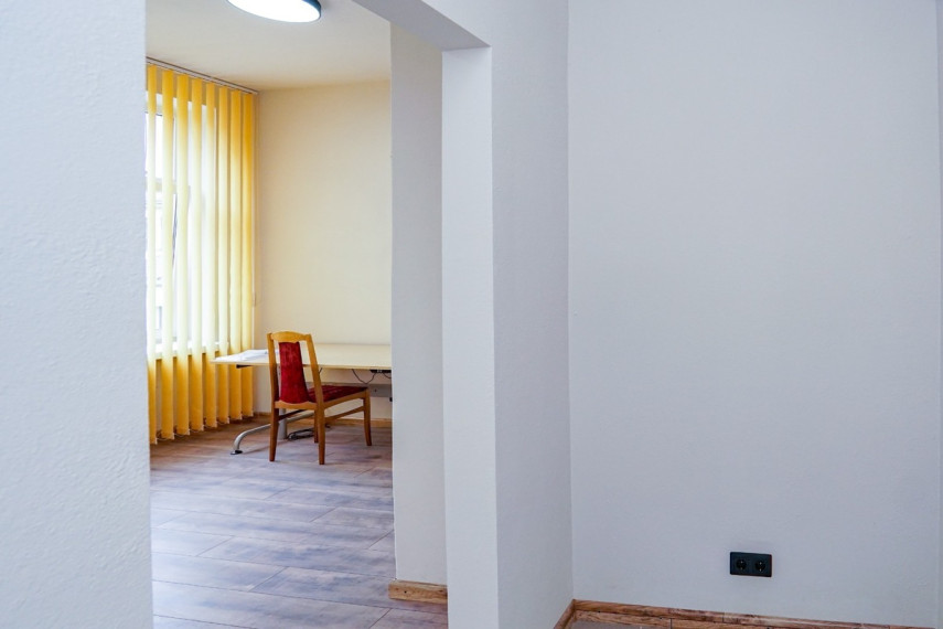 Nuomojamos administracinės, kitos paskirties, paslaugų, prekybos patalpos Anykščių g., Centras, Panevėžio m., Panevėžio m. sav., 41.54 m2 ploto 4