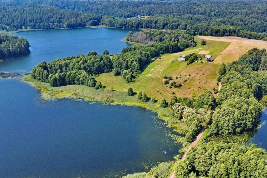 Parduodamas žemės sklypas 3,54 ha ploto su ~500 m ežero pakrantės ir sena sodyba 18