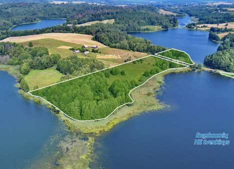 PARDUODAMAS 3,61 HA PLOTO ŽEMĖ SU ~500 M EŽERO PAKRANTĖS IR SENA SODYBA