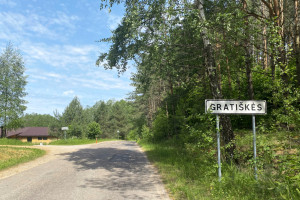 Parduodamas rąstinis sodo namas Trakų r.,  Gratiškių k., Miško g. 29, plotas 94,08 kv.m, sklypas 6 arai 23
