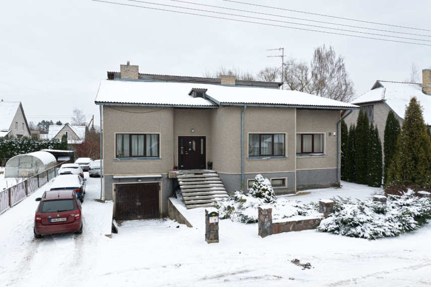 Parduodamas namas Smilgų g., Ukmergės m., Ukmergės r. sav., 321.8 m2 ploto, 2 aukštai 2