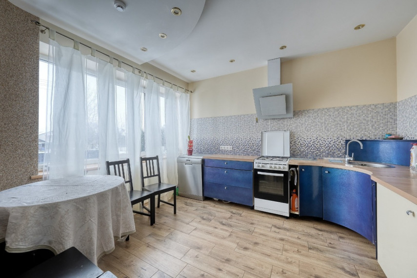 Parduodamas namas Smilgų g., Ukmergės m., Ukmergės r. sav., 321.8 m2 ploto, 2 aukštai 7
