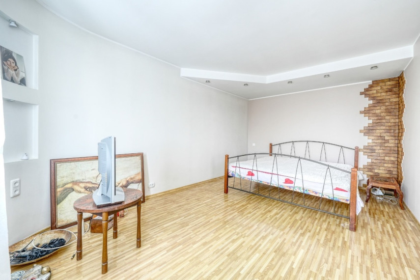 Parduodamas namas Smilgų g., Ukmergės m., Ukmergės r. sav., 321.8 m2 ploto, 2 aukštai 20