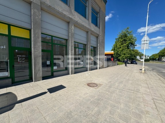 Nuomojamos administracinės, paslaugų, prekybos patalpos Vilniaus g., Centras, Šiaulių m., Šiaulių m. sav., 41.56 m2 ploto 1