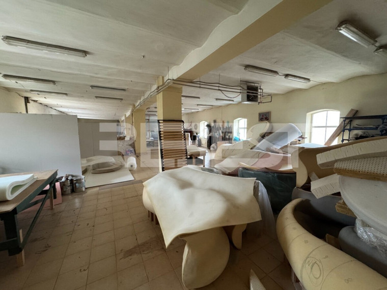 Nuomojamos paslaugų, prekybos patalpos Frenkelių g., Centras, Šiaulių m., Šiaulių m. sav., 530 m2 ploto 1
