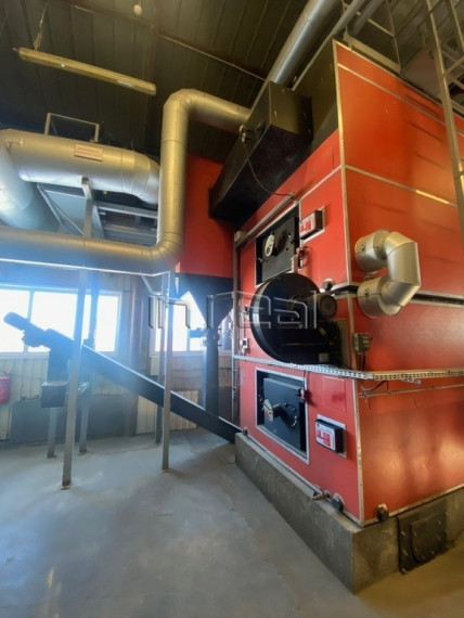 PARDUODAMAS PRAMONĖS IR SANDĖLIAVIMO KOMPLEKSAS SAKŪTĖLIŲ K. ŠILUTĖS RAJONE 16411 kv.m PLOTO 15