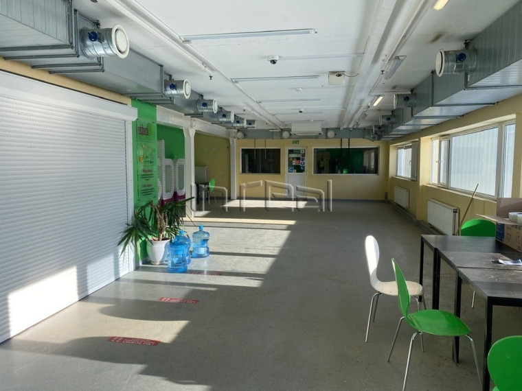 PARDUODAMAS PRAMONĖS IR SANDĖLIAVIMO KOMPLEKSAS SAKŪTĖLIŲ K. ŠILUTĖS RAJONE 16411 kv.m PLOTO 16