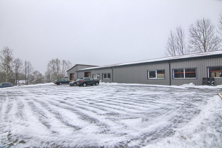Parduodamos patalpos Kaštonų g., Kelmės m., Kelmės r. sav., 500.00 m² ploto 4