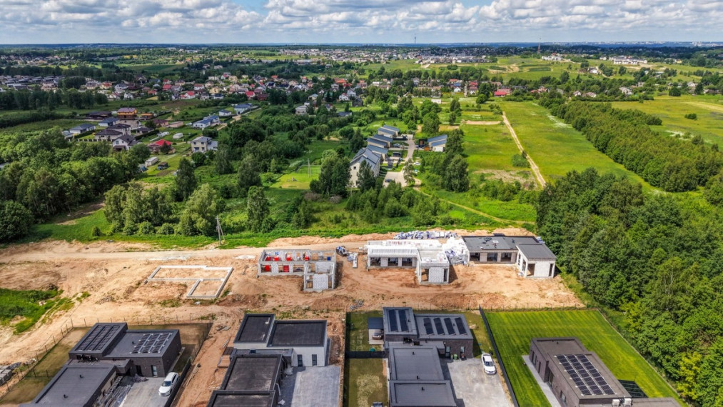 Parduodamas namas Bitininkų g., Didžiasalio k., Vilniaus r. sav., 170 m2 ploto, 1 aukštai 1