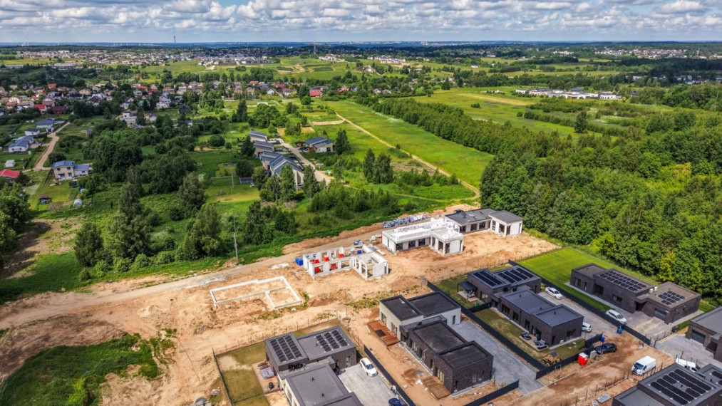 Parduodamas namas Bitininkų g., Didžiasalio k., Vilniaus r. sav., 170 m2 ploto, 1 aukštai 5