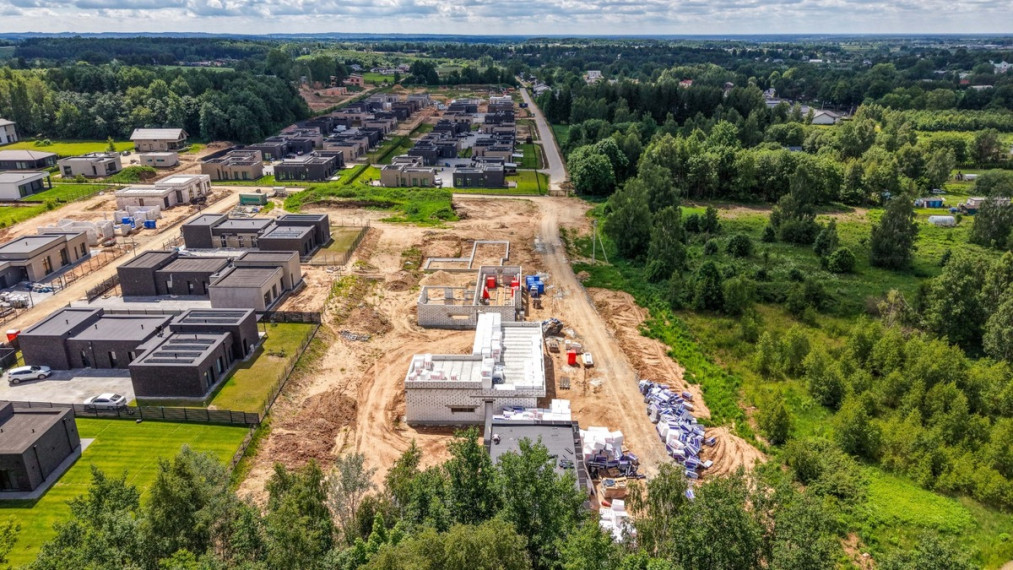 Parduodamas namas Bitininkų g., Didžiasalio k., Vilniaus r. sav., 170 m2 ploto, 1 aukštai 6