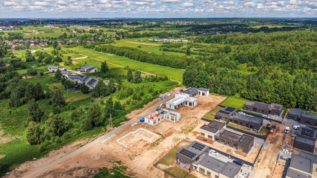 Parduodamas namas Bitininkų g., Didžiasalio k., Vilniaus r. sav., 170 m2 ploto, 1 aukštai 8