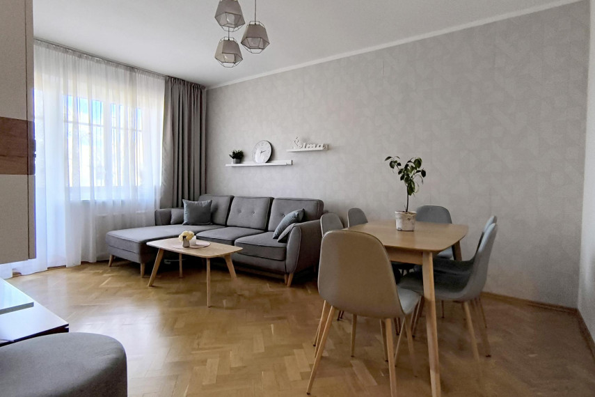 Parduodamas butas Ukmergės g., Eiguliai, Kauno m., Kauno m. sav., 77.07 m² ploto 4 kambariai 1